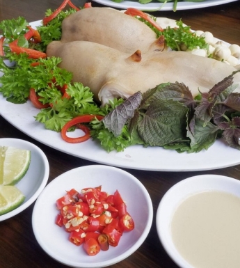 LẨU NGỌC DƯƠNG