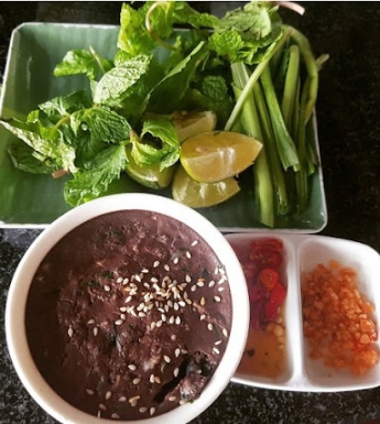TIẾT CANH CHÉN HẤP