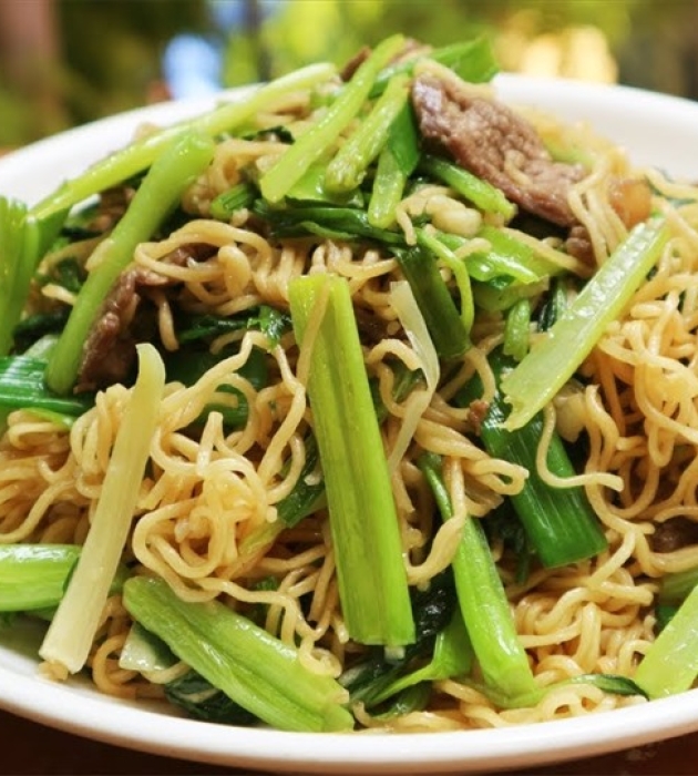 MÌ XÀO RAU